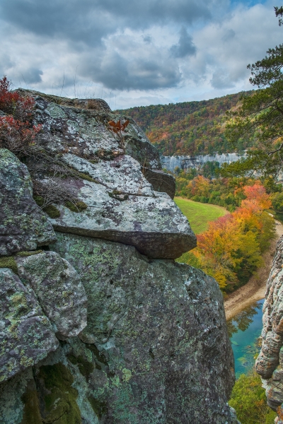 03 View Through The Keyhole Roark Bluff - Professional Stone Bank New Hq photography by Paul Caldwell